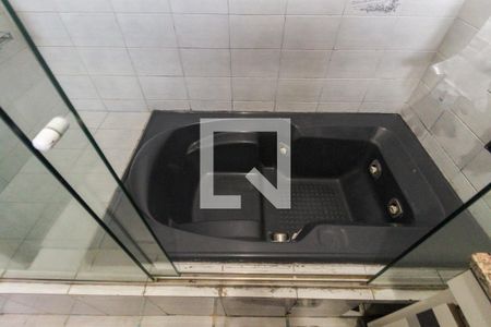 Banheiro da Suíte de casa à venda com 4 quartos, 858m² em Vila Jacuí, São Paulo