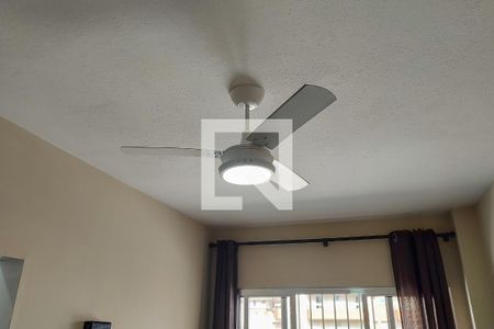 Sala de apartamento para alugar com 1 quarto, 42m² em Canto do Forte, Praia Grande