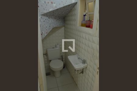 Lavabo de casa de condomínio para alugar com 2 quartos, 88m² em Pechincha, Rio de Janeiro