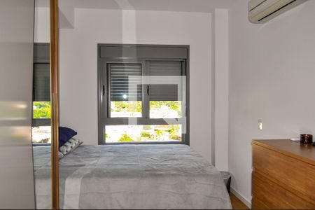 Suite de apartamento à venda com 1 quarto, 53m² em Teresópolis, Porto Alegre