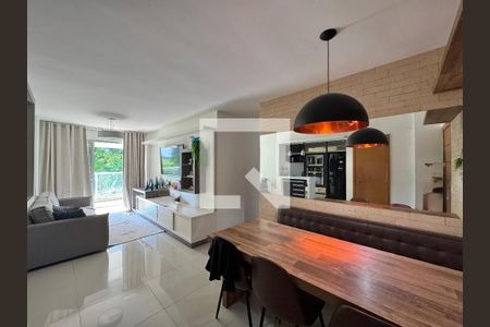 Sala de apartamento para alugar com 2 quartos, 80m² em Recreio dos Bandeirantes, Rio de Janeiro