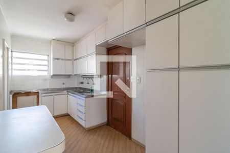 Cozinha de apartamento para alugar com 3 quartos, 90m² em Perdizes, São Paulo