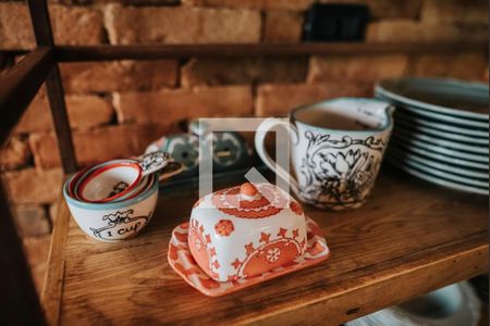 Detalhe cozinha de casa de condomínio à venda com 3 quartos, 200m² em Alphaville, Santana de Parnaíba