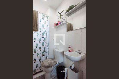 Banheiro de apartamento à venda com 2 quartos, 60m² em Centro, São Leopoldo