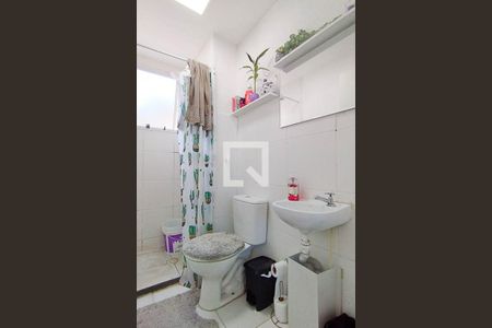 Banheiro de apartamento à venda com 2 quartos, 60m² em Centro, São Leopoldo