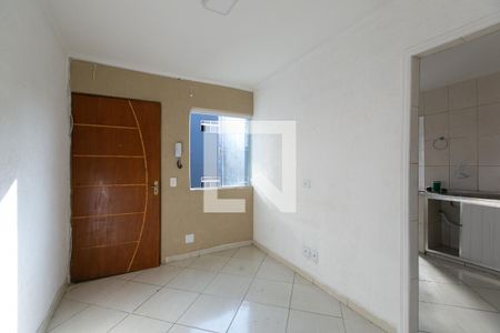 Sala de apartamento para alugar com 3 quartos, 58m² em Jardim Bonifacio, São Paulo