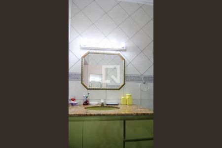 Banheiro Suíte 2 de casa à venda com 4 quartos, 346m² em Vila Inglesa, São Paulo