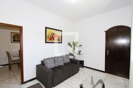 Sala de casa à venda com 3 quartos, 230m² em Salgado Filho, Belo Horizonte