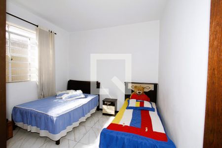 Quarto 2 de casa à venda com 3 quartos, 230m² em Salgado Filho, Belo Horizonte