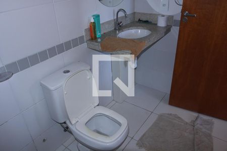 Banheiro de apartamento para alugar com 1 quarto, 30m² em Qr 118, Brasília