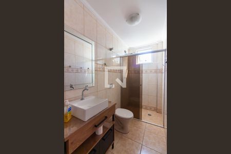 Banheiro de apartamento para alugar com 2 quartos, 58m² em Vila Osasco, Osasco