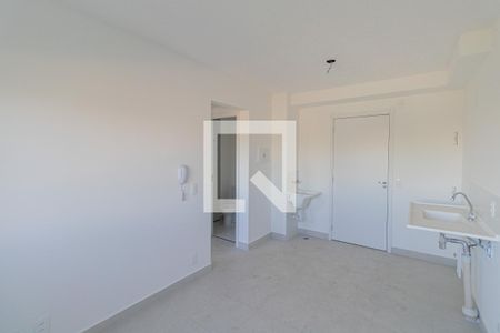Sala/Cozinha de apartamento para alugar com 2 quartos, 33m² em Vila Nova Curuca, São Paulo