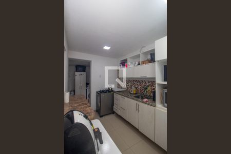 Cozinha de apartamento à venda com 2 quartos, 50m² em Cidade Baixa, Porto Alegre