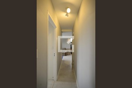 Corredor de apartamento para alugar com 2 quartos, 63m² em Vila Monumento, São Paulo