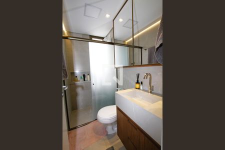 Banheiro Suíte de apartamento à venda com 2 quartos, 200m² em Gutierrez, Belo Horizonte