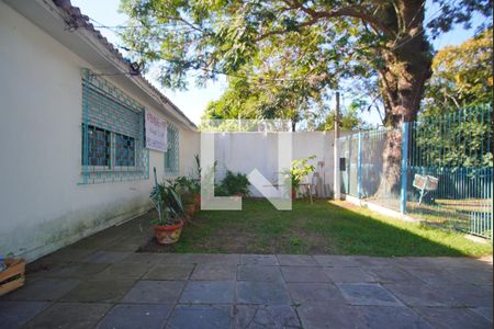 Pátio de casa à venda com 3 quartos, 250m² em Sarandi, Porto Alegre