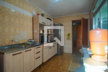 Cozinha de casa à venda com 3 quartos, 250m² em Sarandi, Porto Alegre