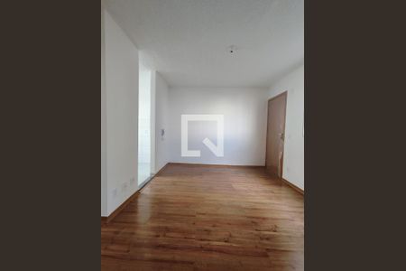Sala de apartamento à venda com 2 quartos, 45m² em Bom Jesus, Contagem