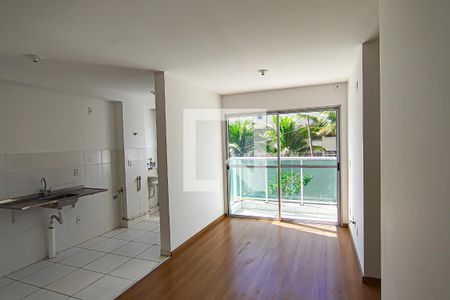 Sala de apartamento à venda com 2 quartos, 49m² em Pechincha, Rio de Janeiro