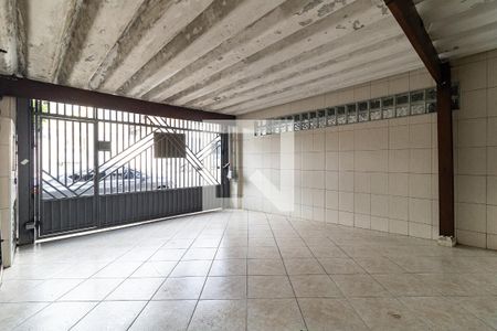 Garagem de casa à venda com 2 quartos, 140m² em Sacoma, São Paulo