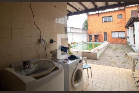 Área de Serviço de casa à venda com 3 quartos, 136m² em Guarujá, Porto Alegre