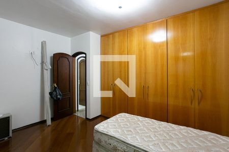 Quarto 1 de casa para alugar com 3 quartos, 250m² em Vila Gomes Cardim, São Paulo