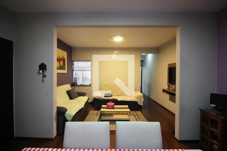 Sala de casa à venda com 3 quartos, 210m² em Nova Petrópolis, São Bernardo do Campo