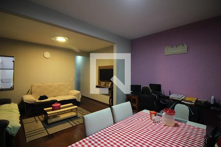 Sala de casa à venda com 3 quartos, 210m² em Nova Petrópolis, São Bernardo do Campo