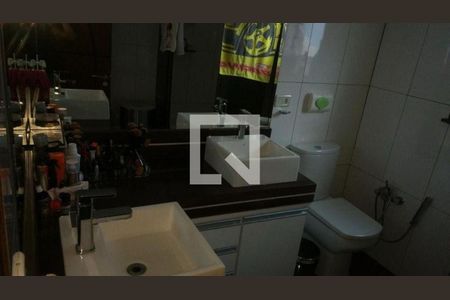 Casa à venda com 4 quartos, 500m² em Sacomã, São Paulo