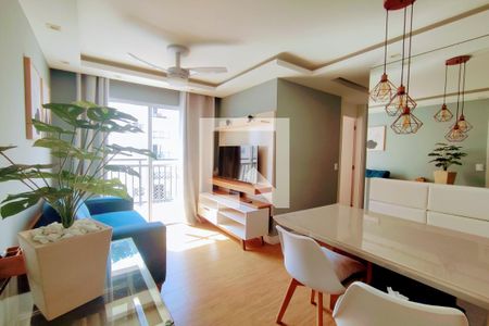 Sala de apartamento para alugar com 2 quartos, 44m² em Taquara, Rio de Janeiro