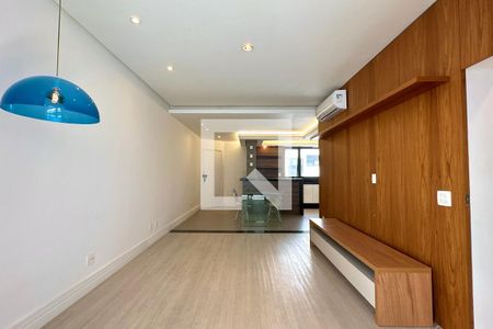 Sala de apartamento à venda com 1 quarto, 76m² em Leblon, Rio de Janeiro