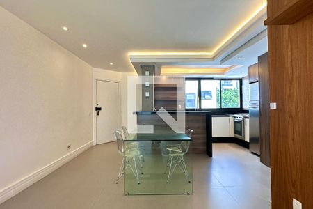 Sala de apartamento à venda com 1 quarto, 76m² em Leblon, Rio de Janeiro