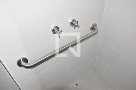  Banheiro Social de apartamento para alugar com 1 quarto, 28m² em Vila Primavera, São Paulo