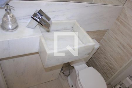 Lavabo da área de serviço de apartamento à venda com 3 quartos, 198m² em Jardim Santa Mena, Guarulhos