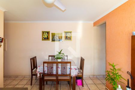 Sala de apartamento à venda com 3 quartos, 72m² em Sítio Pinheirinho, São Paulo