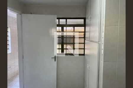 Casa à venda com 3 quartos, 280m² em Vila Carrão, São Paulo