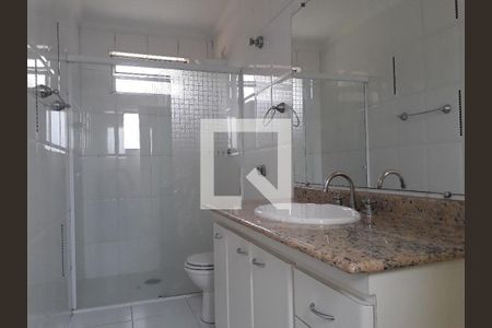 Casa à venda com 3 quartos, 220m² em Vila Carrão, São Paulo