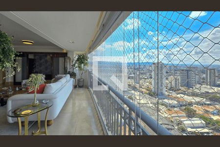 Apartamento à venda com 3 quartos, 172m² em Vila Romana, São Paulo