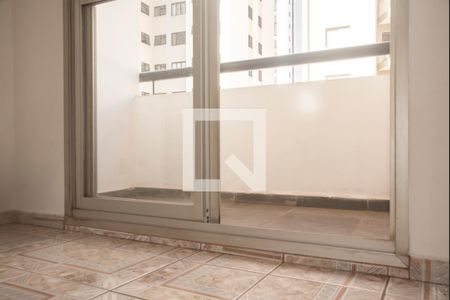 Varanda de apartamento para alugar com 2 quartos, 49m² em Chácara Inglesa, São Paulo