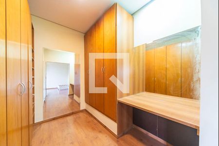 Closet de apartamento para alugar com 1 quarto, 47m² em Parque das Nações, Santo André