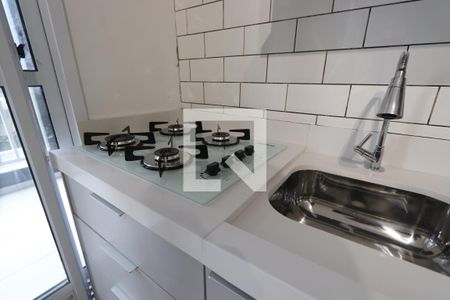 Sala/Cozinha de apartamento para alugar com 1 quarto, 31m² em Vila Santa Clara, São Paulo