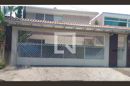 Fachada de casa à venda com 6 quartos, 280m² em Lapa, São Paulo