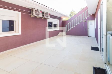 Quintal de casa à venda com 6 quartos, 280m² em Lapa, São Paulo