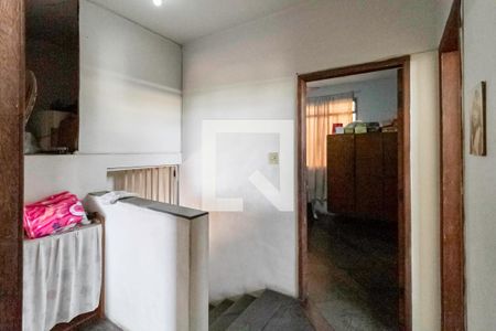 Corredor de casa à venda com 3 quartos, 395m² em Santa Amelia, Belo Horizonte