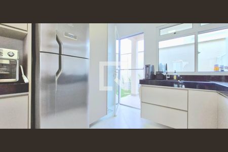 Cozinha de casa de condomínio à venda com 3 quartos, 142m² em Vale dos Sonhos, Lagoa Santa
