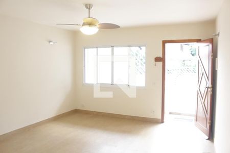 Sala de casa à venda com 3 quartos, 220m² em Jardim São Paulo, São Paulo