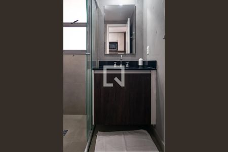 Banheiro de kitnet/studio para alugar com 1 quarto, 29m² em Bela Vista, São Paulo