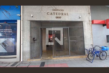Fachada  de apartamento para alugar com 1 quarto, 45m² em Centro, Campinas
