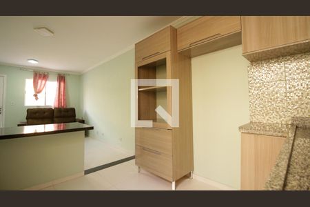 Cozinha de casa de condomínio à venda com 2 quartos, 90m² em Parque dos Bancarios, São Paulo