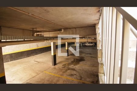 Escada de casa de condomínio à venda com 2 quartos, 90m² em Parque dos Bancarios, São Paulo